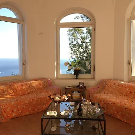 Lo Smeraldo Capri